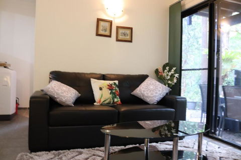 GREEN TREES CHALET Australia Zoo Close By - Accommodation Port Hedland 4