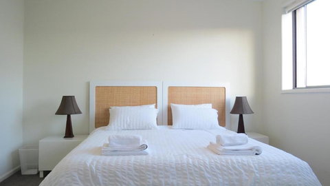 GREENWAY WATERS Apartments - Accommodation Port Hedland 4