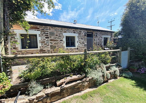 Griffiths Cottage - Accommodation Port Hedland 0