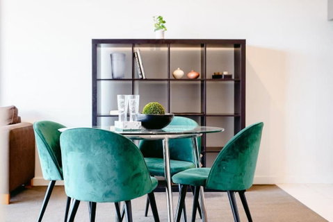Grosvenor On Queens Luxury Melbourne CBD Apt - Accommodation Port Hedland 4