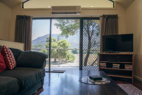 Halls Gap Escape Townhouse 2 - Accommodation Port Hedland 0