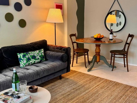 Harborside Studio Apt Walk To Shops Eateries - Accommodation Port Hedland 0