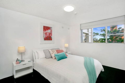HARIS - Modern 2BR Apartment With Views - Accommodation Port Hedland 2