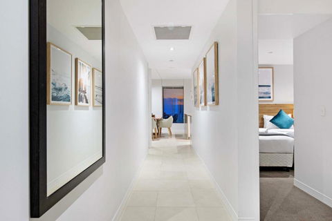 GUARANTEED OCEAN VIEW - Level 16 And Up - Soul Surfers Paradise - Self Contained &Privately Managed - Accommodation Port Hedland 1