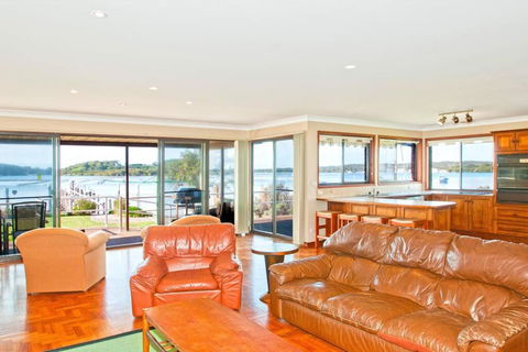 HAIS18G - Riverside Delight - Accommodation Port Hedland 1