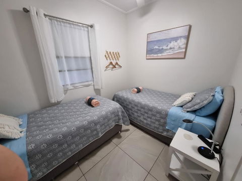 GUESTHOUSE On REGENT Bed & Breakfast - Accommodation Port Hedland 1