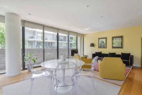 HAZEL Chapel St Socialite. Pool, Spa & Gym - Accommodation Port Hedland 3