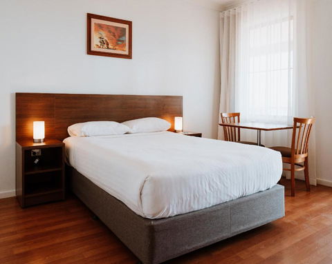 Hedland Hotel - Accommodation Port Hedland 2