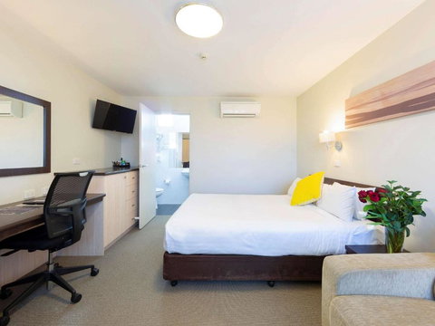 Ibis Styles Canberra Tall Trees - Accommodation Port Hedland 0