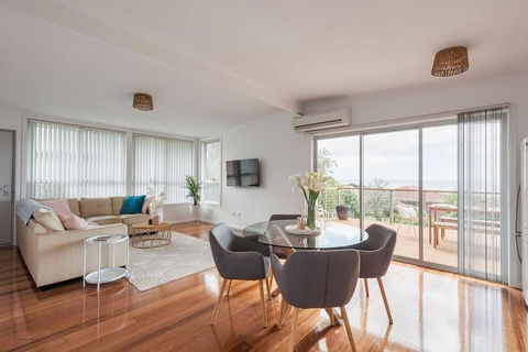 House On Hampson - Accommodation Port Hedland 0