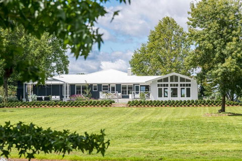 Isca House, Exeter, NSW - Accommodation Port Hedland 0