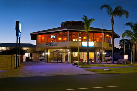 Admiral Motel Bunbury - Accommodation Port Hedland 0