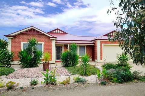 All Seasons Port Elliot Holiday House - Accommodation Port Hedland 0