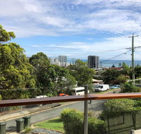Amazing apartment ocean views and hot tub on balcony - Coolangatta