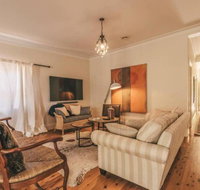 Ambrose On Byng - Central Location w/ 2 Bathroom - Accommodation Port Hedland