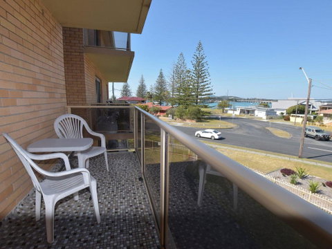 Anchorage 10 Water Views From Balcony - Accommodation Port Hedland 3
