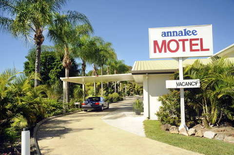 Annalee Motel Beaudesert - Accommodation Port Hedland 0