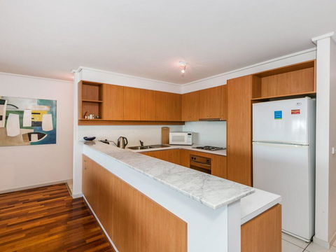 APARTMENT 10 PACIFIC APARTMENTS - FREE WIFI! - Accommodation Port Hedland 2