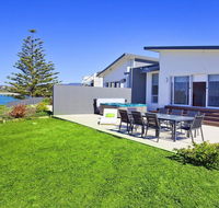 Aqua - views over jones beach - Accommodation Port Hedland
