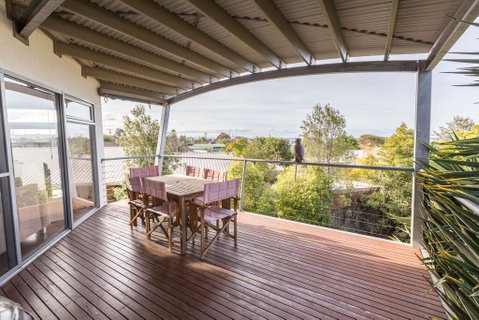 Aqua Vista - A Stroll To Paynesville Forshore - Accommodation Port Hedland 0