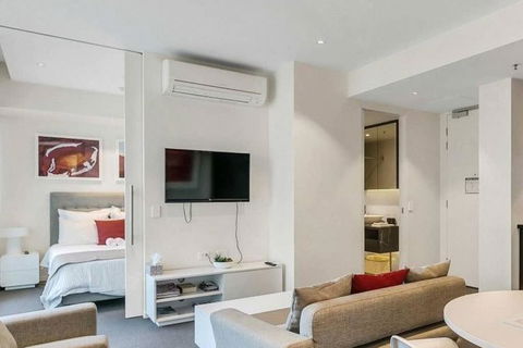 Luxury 2 Bdrm In Watson At Walkerville With Balcony, FREE Carpark, Near Adelaide CBD - Accommodation Port Hedland 0