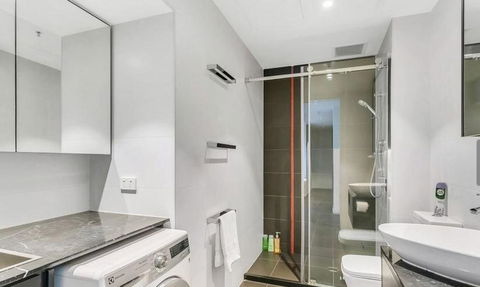 Luxury 2 Bdrm In Watson At Walkerville With Balcony, FREE Carpark, Near Adelaide CBD - Accommodation Port Hedland 1