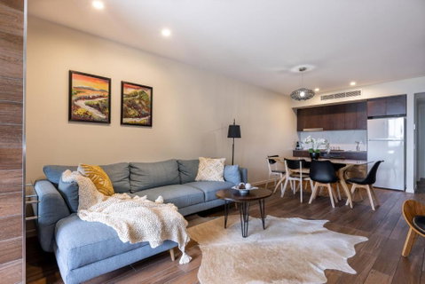 Luxury Hinterland Retreat - Family Suite With Hinterland And Ocean Views - Accommodation Port Hedland 0