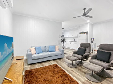 Magnetic Reef Unit 2 - Accommodation Port Hedland 1
