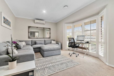 Magnificent Maxwell Of Mornington! - Accommodation Port Hedland 0
