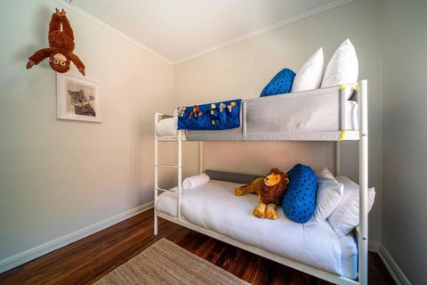 Marble At South Plympton - 4BR Modern WiFi - Accommodation Port Hedland 2