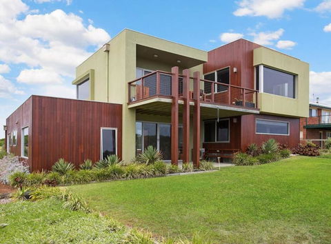 Martyrs Lookout - Luxury Accommodation - Accommodation Port Hedland 0