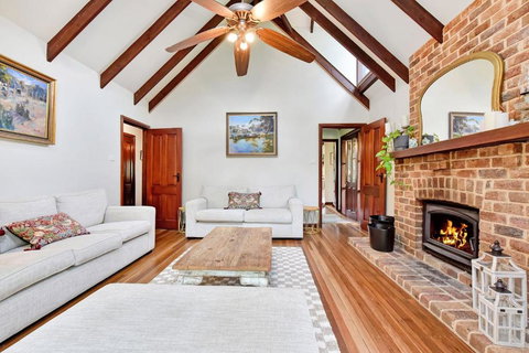 Meadowbrook Manor In North Rothbury - Accommodation Port Hedland 0