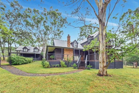 Meadowbrook Manor In North Rothbury - Accommodation Port Hedland 1