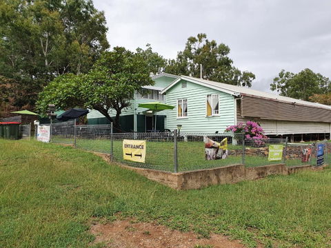 Meyenburg Units - Accommodation Port Hedland 0