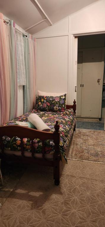 Meyenburg Dorm Room - Accommodation Port Hedland 1