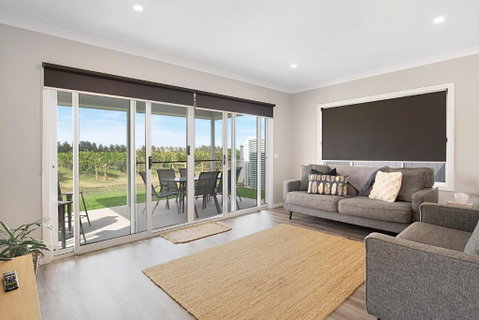 Milawa Vineyard Views - Guesthouse 1 - Accommodation Port Hedland 3