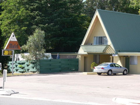Millers Cottage Motel - Accommodation Port Hedland 0