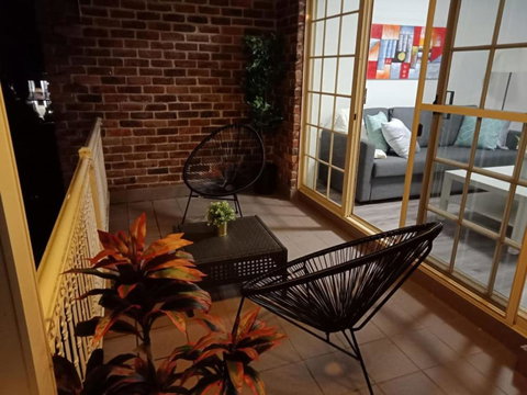 Modern 2BR Apartment With Parking - Accommodation Port Hedland 3