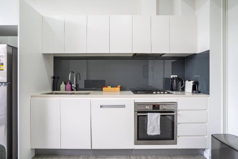 Modern 1-Bedroom Retreat - Accommodation Port Hedland 2