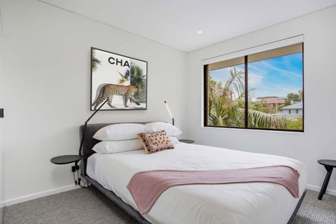 Modern, North-east Facing, 2-bed Apartment - Accommodation Port Hedland 1