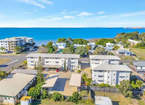 Modern Beach Apartment - Accommodation Port Hedland 0