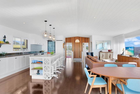 Monash Beach House - Oceanfront - Accommodation Port Hedland 1