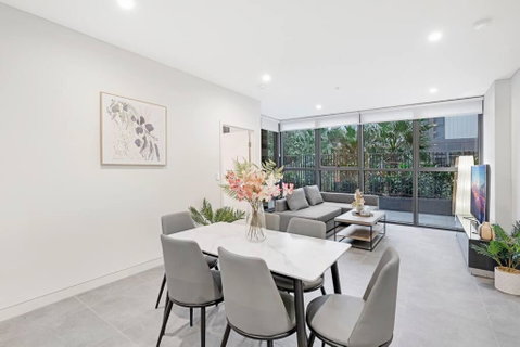 Modern 2B2B APT At Homebush - Accommodation Port Hedland 0