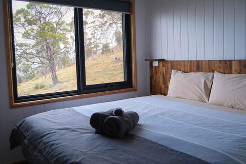 Mount Rumney Escapes - 3 Seaview Wombat House - Accommodation Port Hedland 3