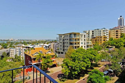 Mountway Holiday Apartments - Accommodation Port Hedland 2