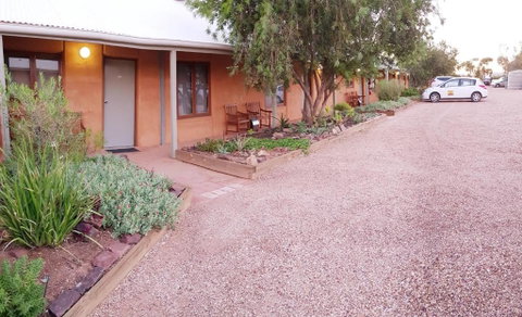 Mud Hut Motel - Accommodation Port Hedland 3