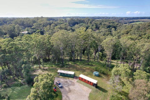 Nambucca Valley Train Carriages - Accommodation Port Hedland 3