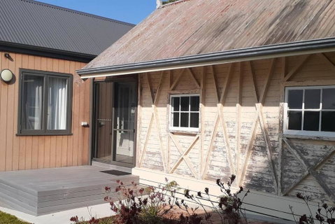 NEST- Luxury Vineyard Accommodation - Accommodation Port Hedland 2
