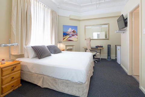 Neutral Bay Lodge - Accommodation Port Hedland 0