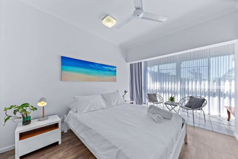 NEW! 2BR Whitsundays Oasis W/ Ocean Views - Accommodation Port Hedland 1